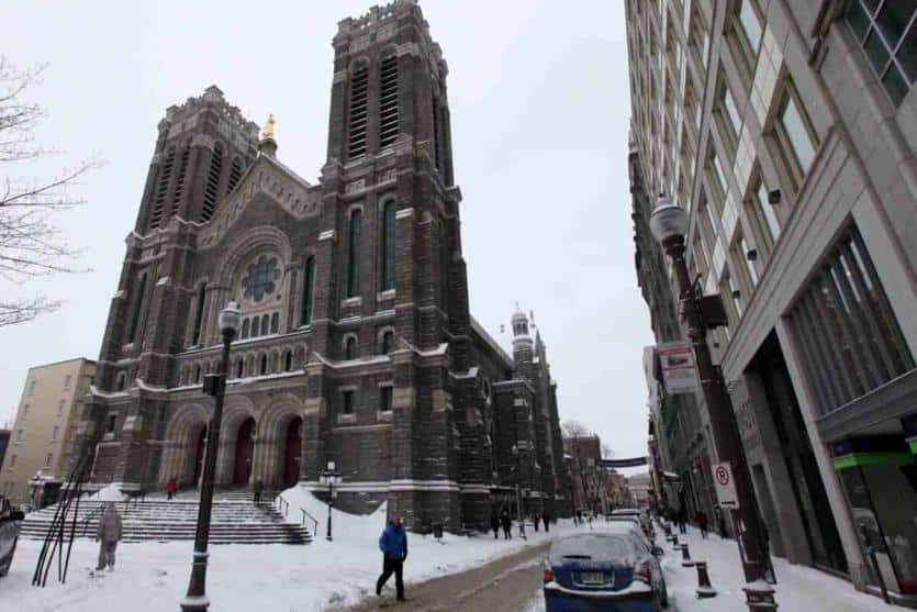 L'église Saint-Roch et son parvis, où se tenait souvent Pierre Bilodeau (photo: © Pascal Huot)
