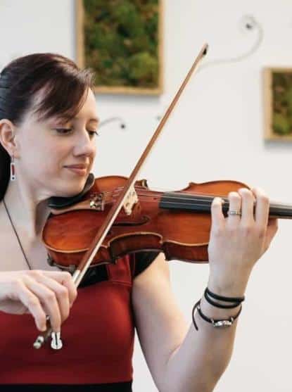 Émilie Bélanger par la musique
