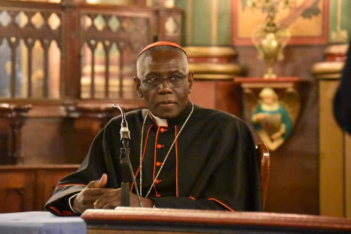 Le cardinal Robert Sarah, préfet de la Congrégation pour le Culte divin et la Discipline des sacrements (photo: Wikimedia Commons).