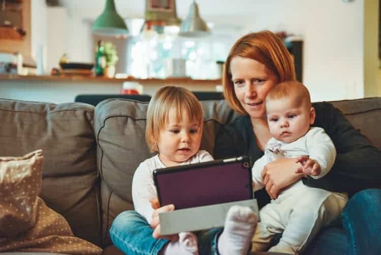 maison en ordre mère enfants